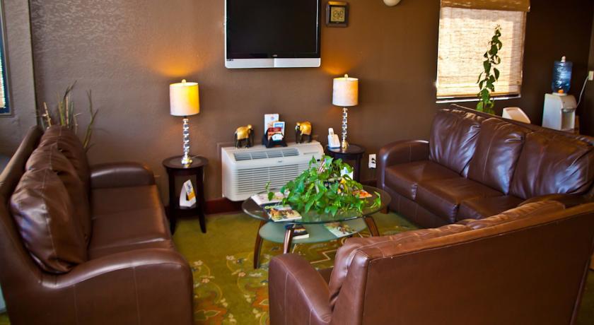 Quality Inn And Suites Macon Kültér fotó